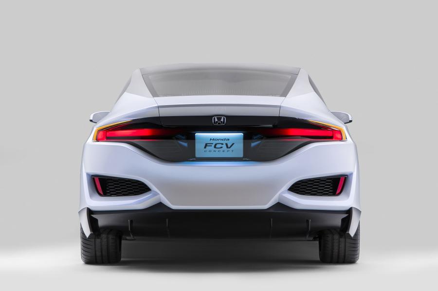  Honda FCV Concept 2014 года  (фото 13 из 38)
